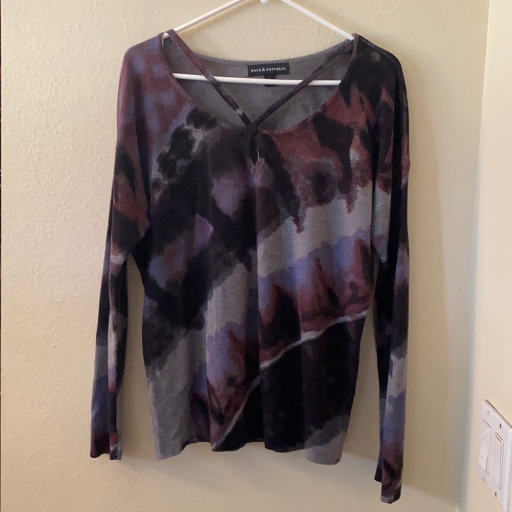 Stunning Rock & Republic lightweight sweater/top